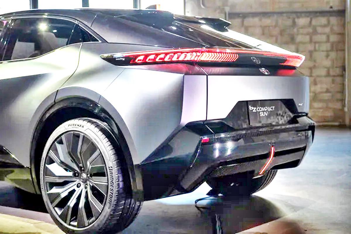 토요타 bZ 컴팩트cnet 3.jpg