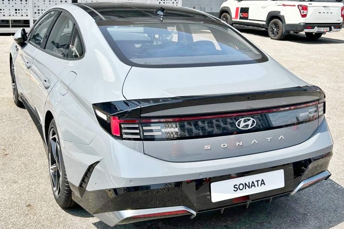 6_현대 쏘나타 디 엣지_네이버 남차카페 '경기ll숏카'님.jpg