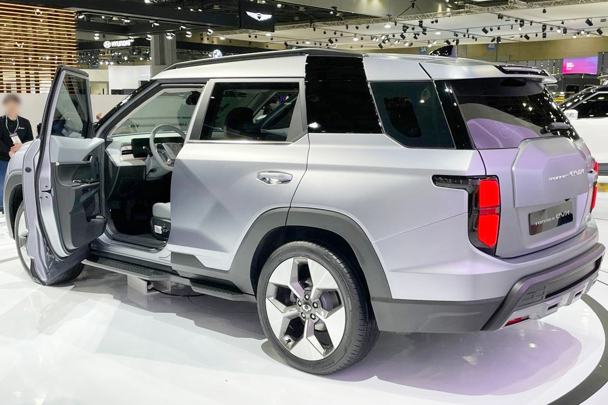 6_KG모빌리티 토레스 EVX.jpg