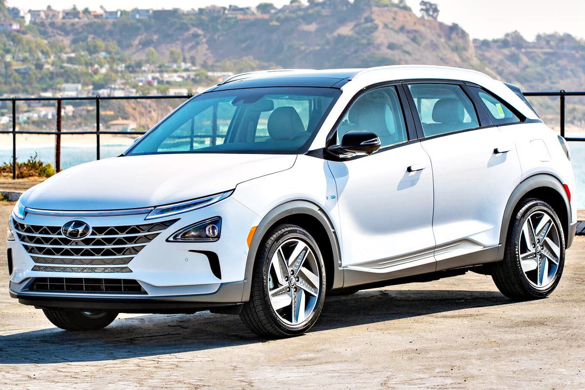 현대자동차 넥쏘 Guide Auto.jpg