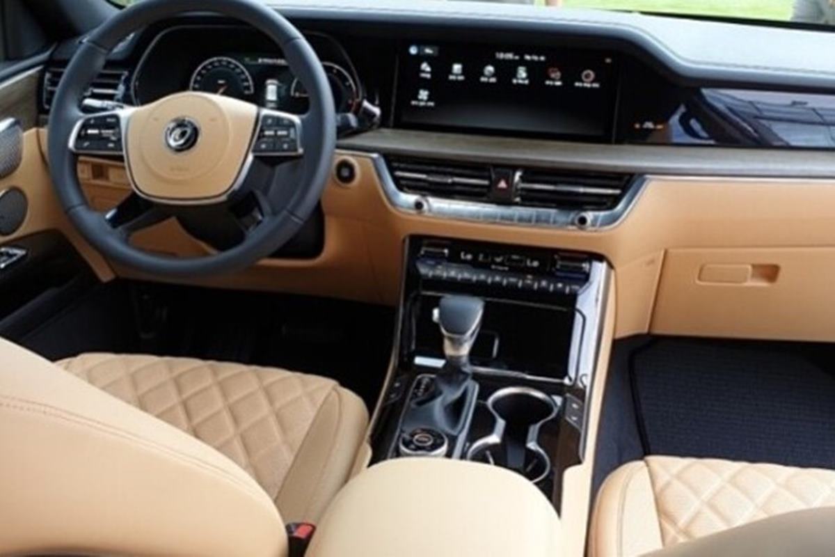 모하비 내장 내비가 없으면 허전할 것 같기는 하다.jpg