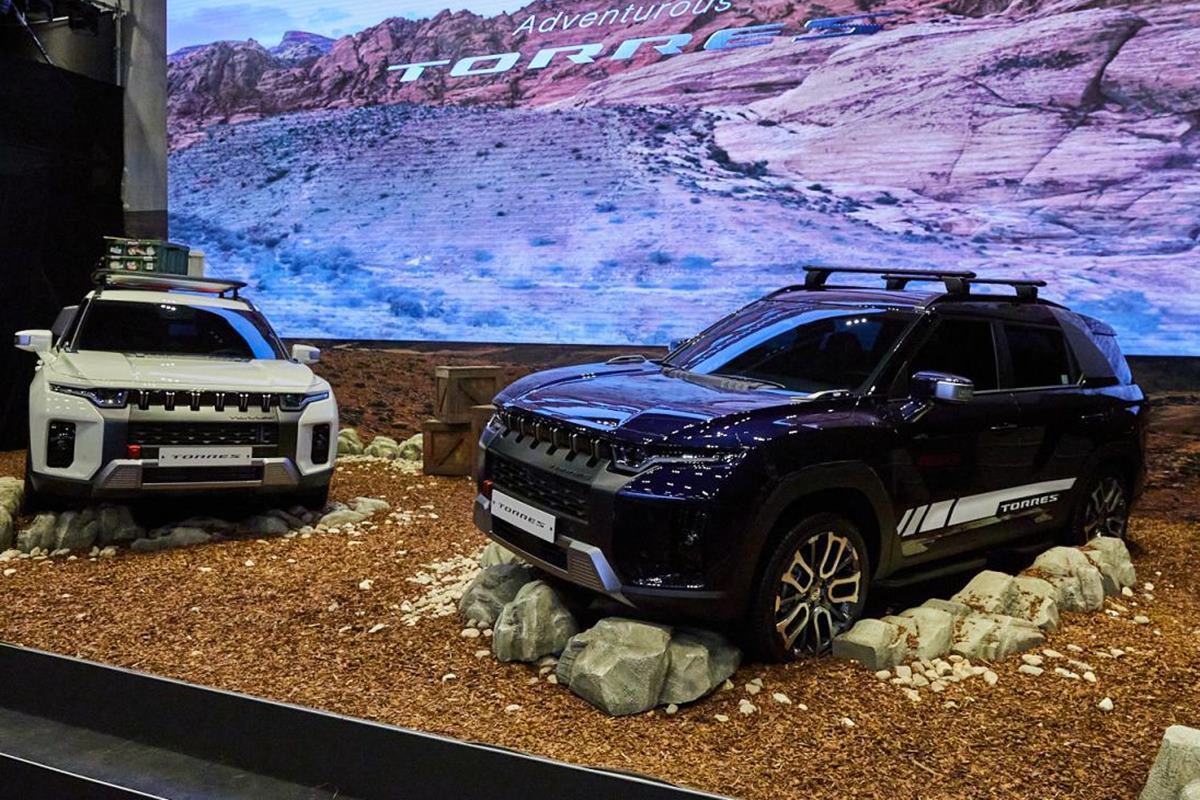 쌍용 토레스.jpg