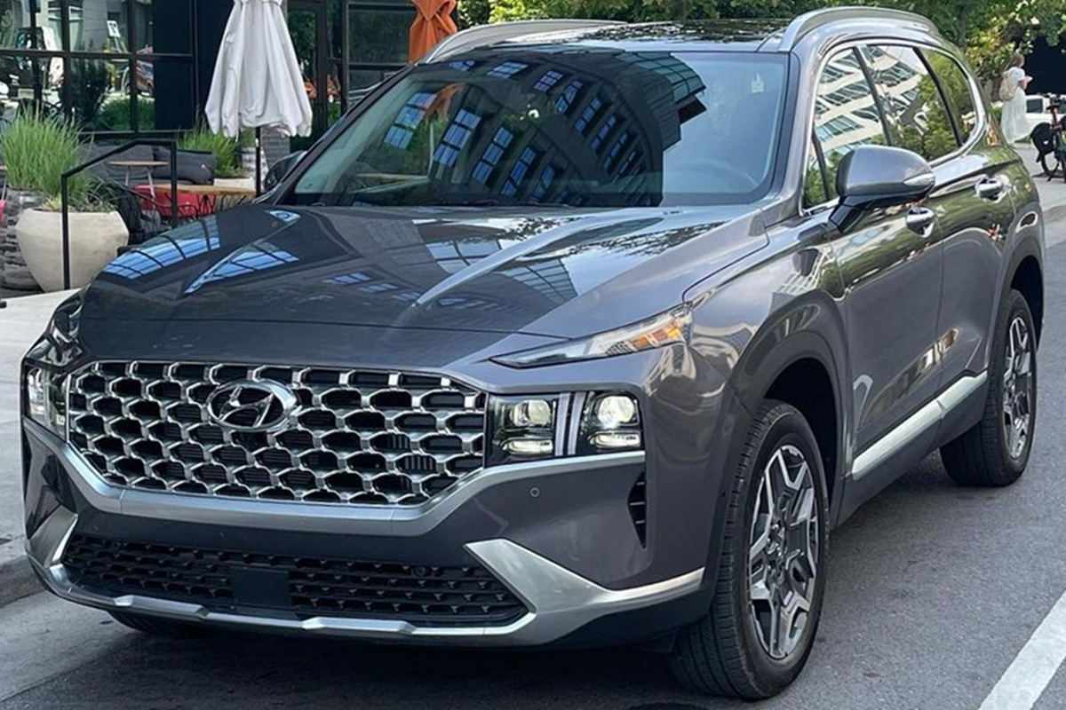 싼타페 PHEV 정측면.jpg