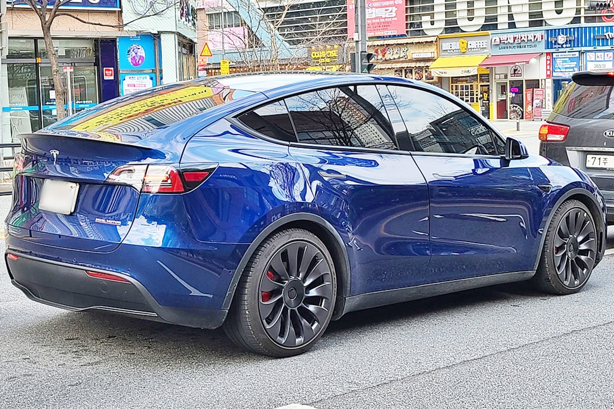 ５－테슬라 모델 Y_네이버 남차카페 'swiss made'님.jpg