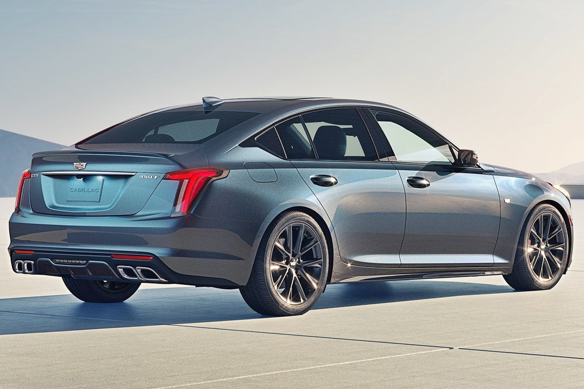 캐딜락-CT5-7.jpg