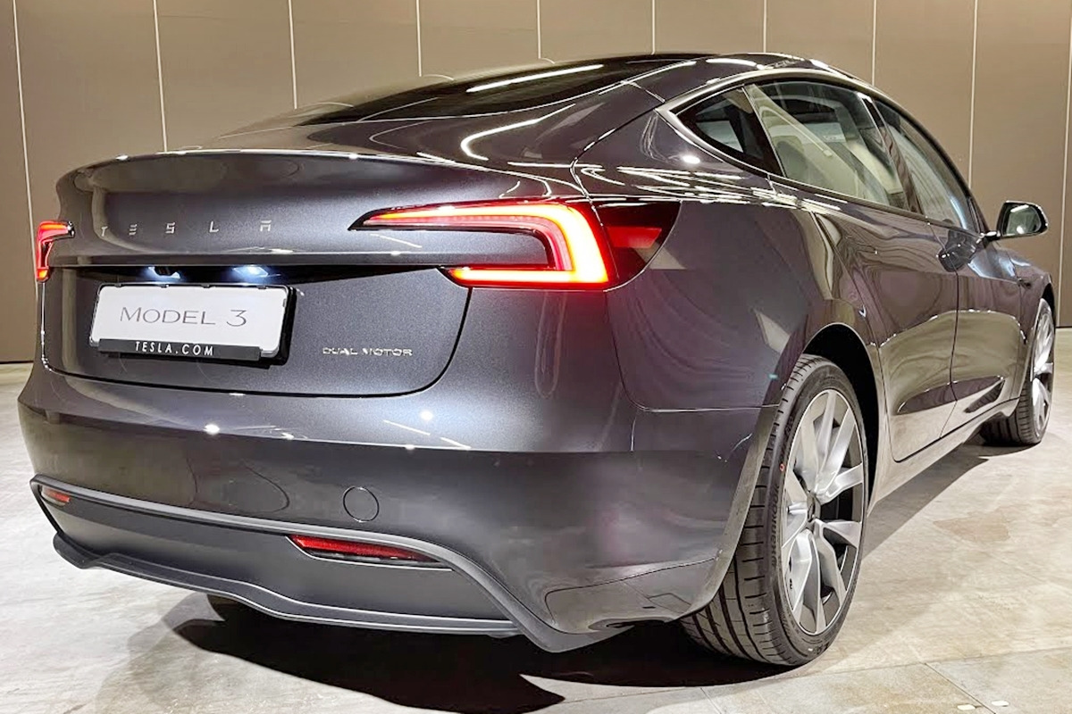 테슬라-신형-6.jpg
