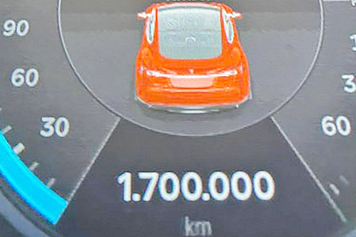 2_테슬라 모델 S 처분 전에 달성한 주행거리 170만km_트위터 'gem8mingen'.jpg