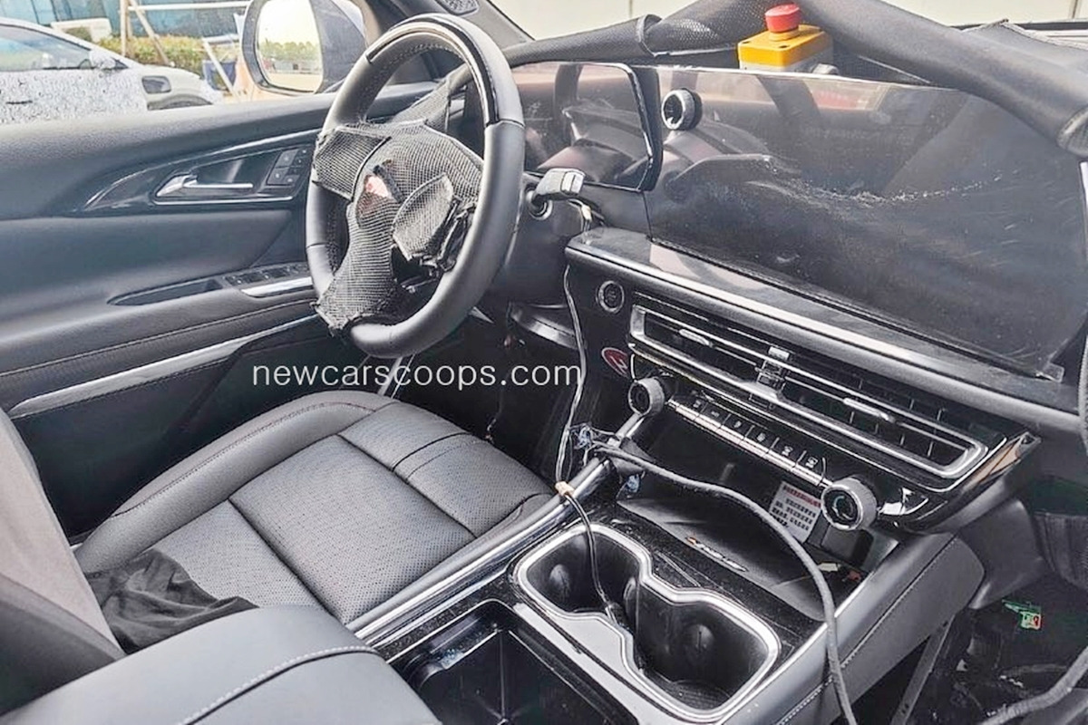 3_쉐보레 트래버스 풀체인지 테스트카 인테리어_NewCarScoops.jpg