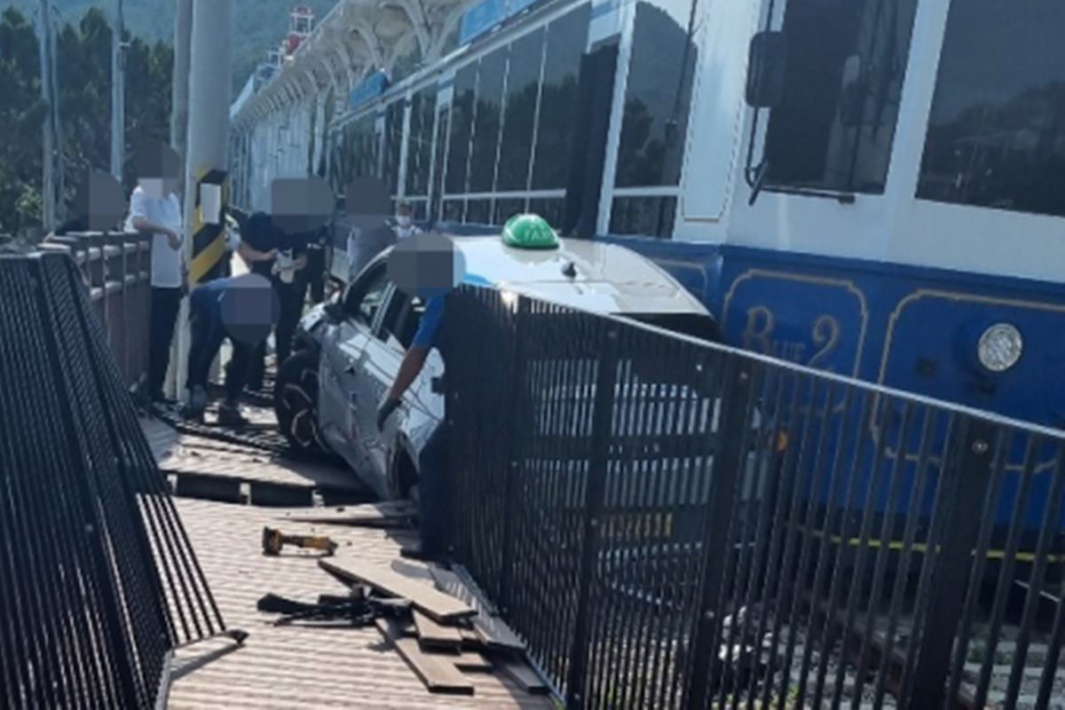 연합뉴스 시설이 파괴된 사고.jpg