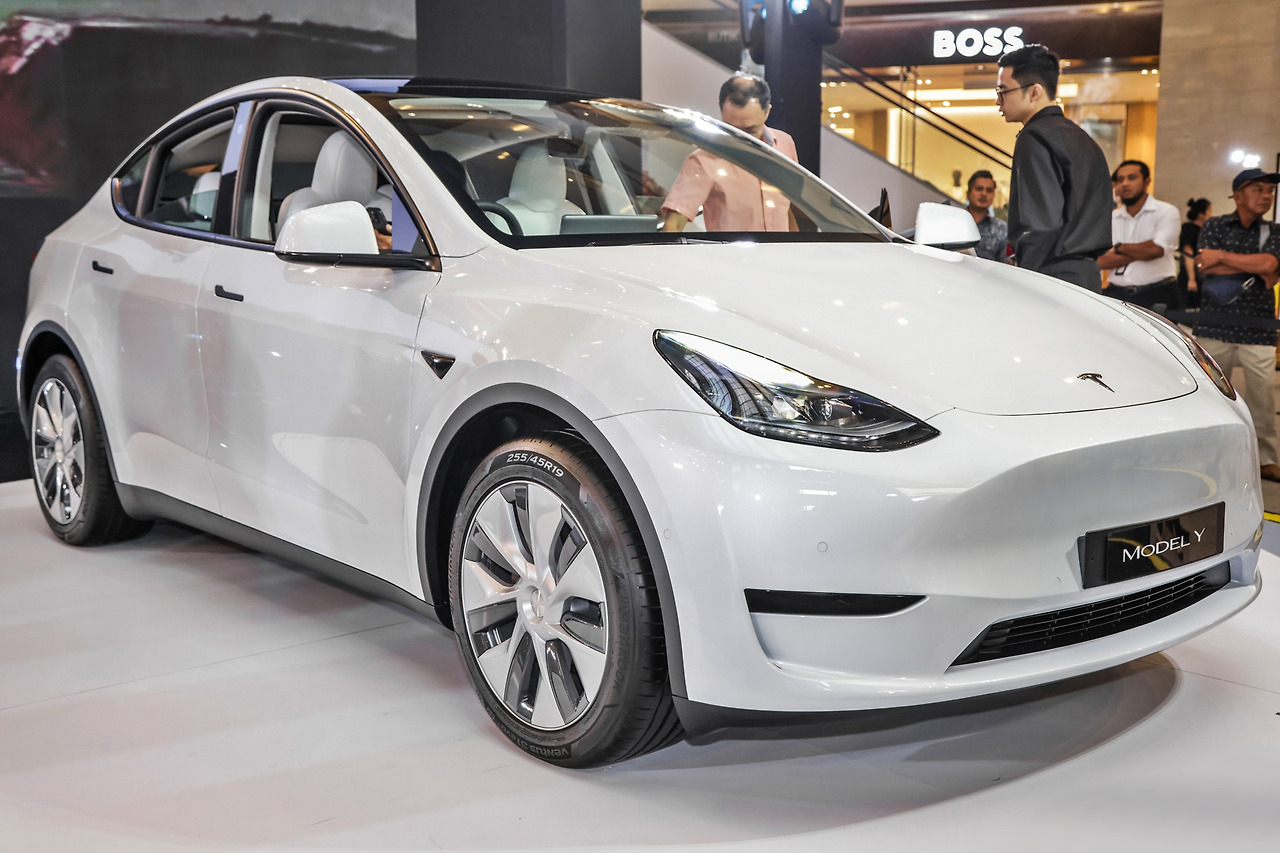 중국산-모델-Y-테슬라-08.jpg