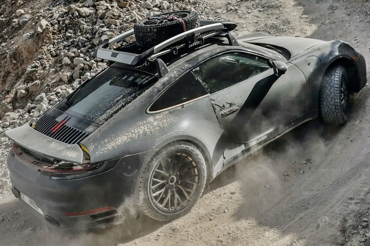 8_포르쉐 911 다카르_Autocar.jpg