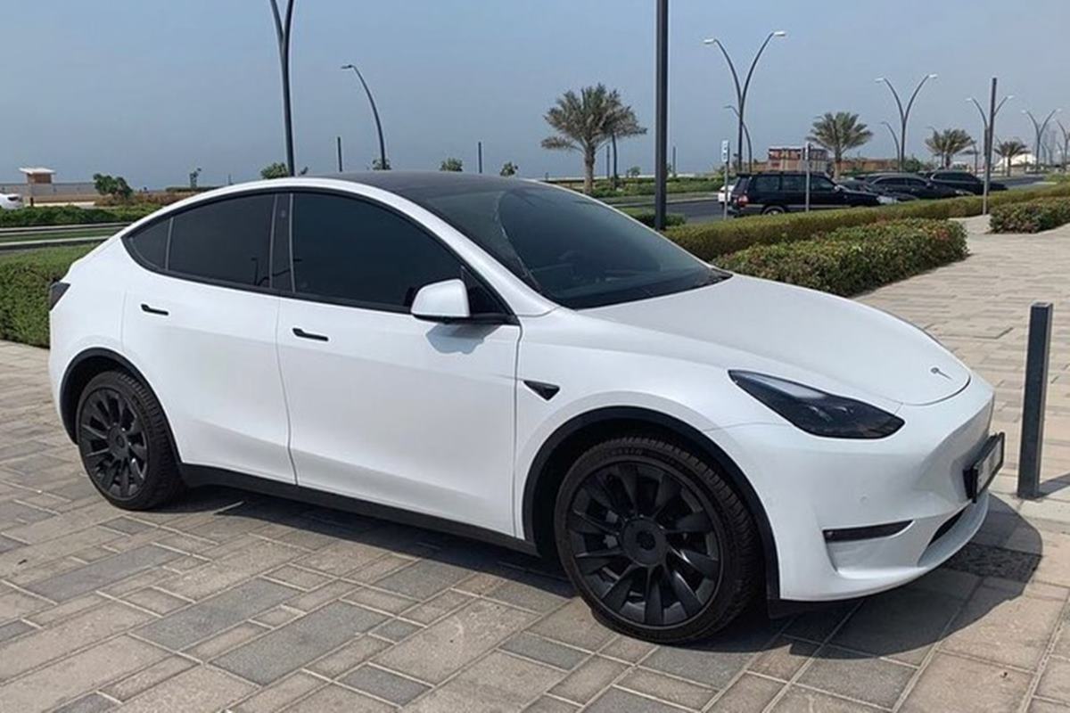 테슬라 모델 3.jpg