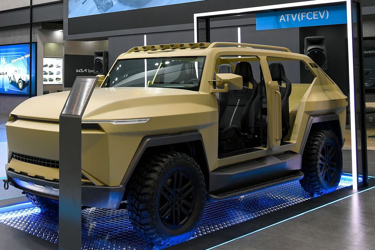 기아의 수소 군용 컨셉카.jpg