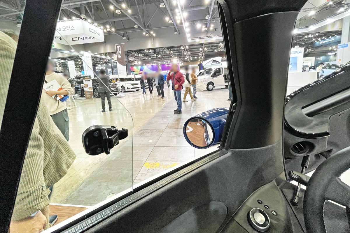 3_마이크로리노 파이오니어 창문.jpg