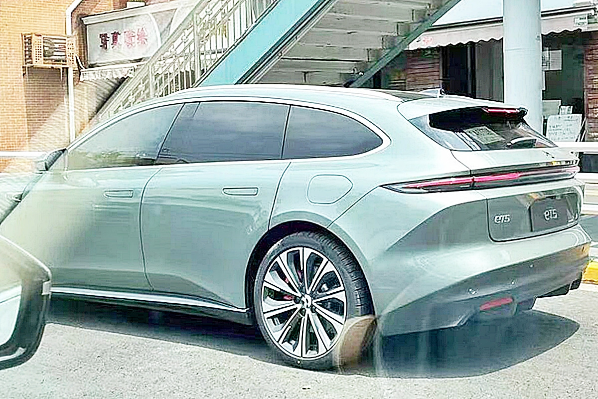 0_공도에서 포착된 니오 ET5 오리온_'CnEVPost'.jpg