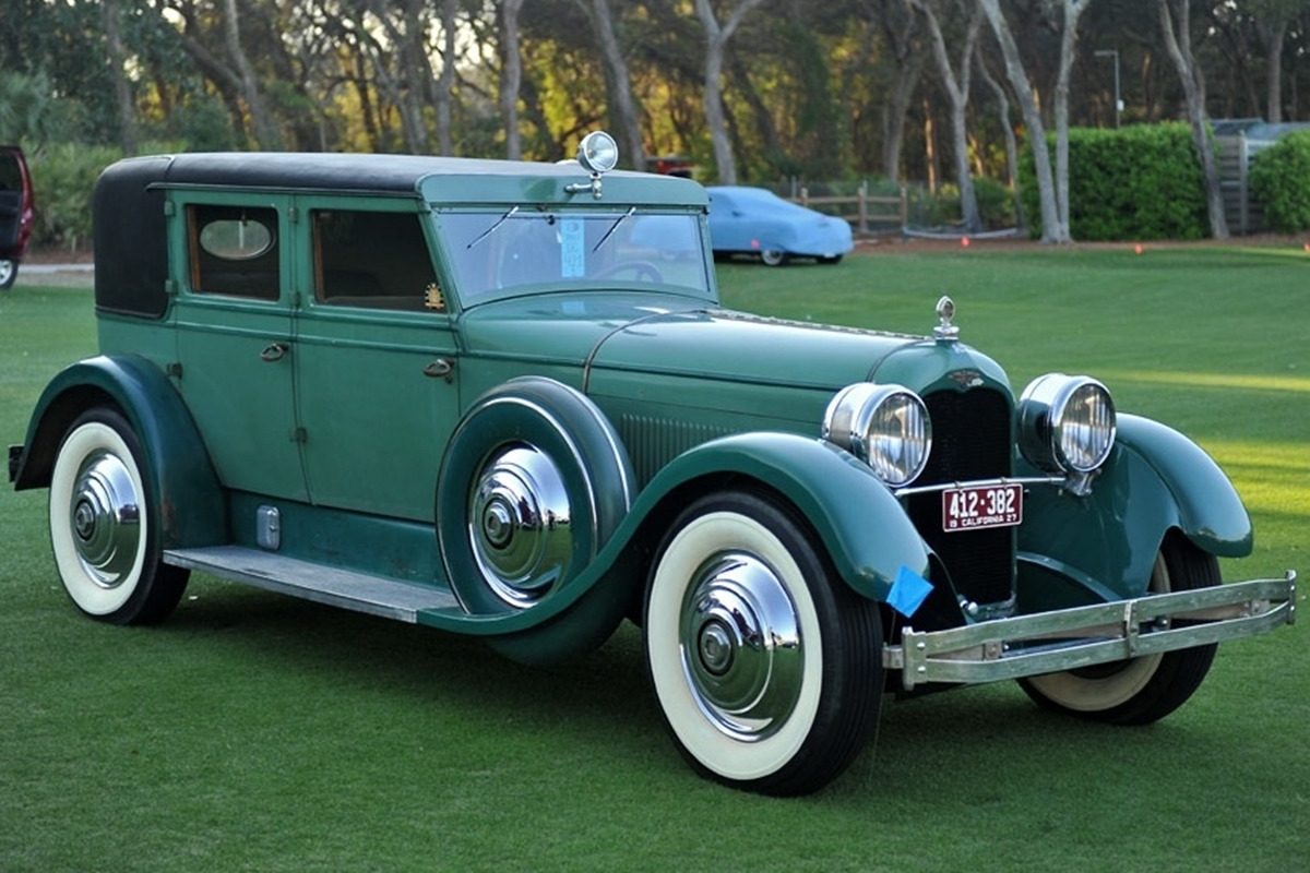2_1927 Dusenberg Model X Saloon.jpg