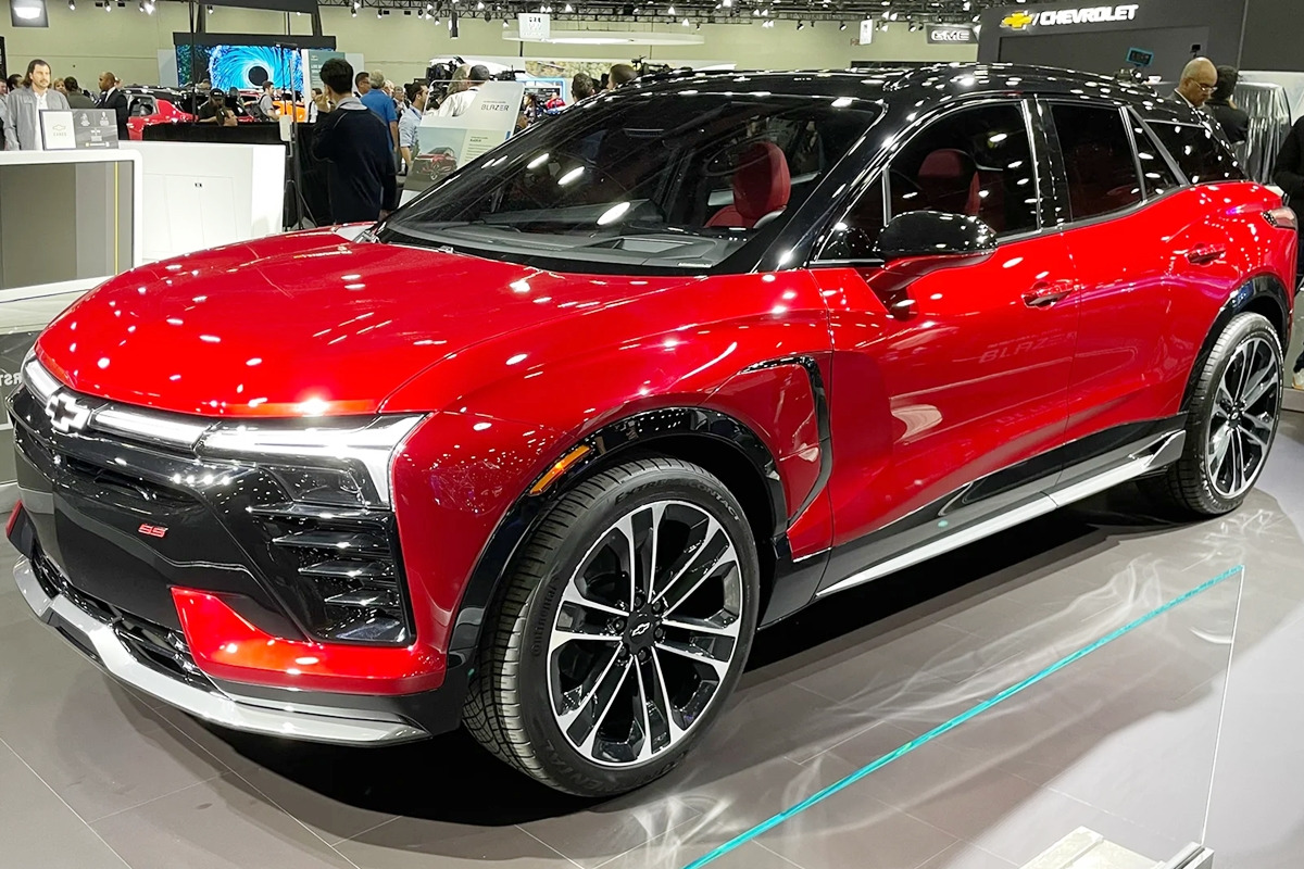 1_쉐보레 블레이저 EV_Auto Guide.jpg