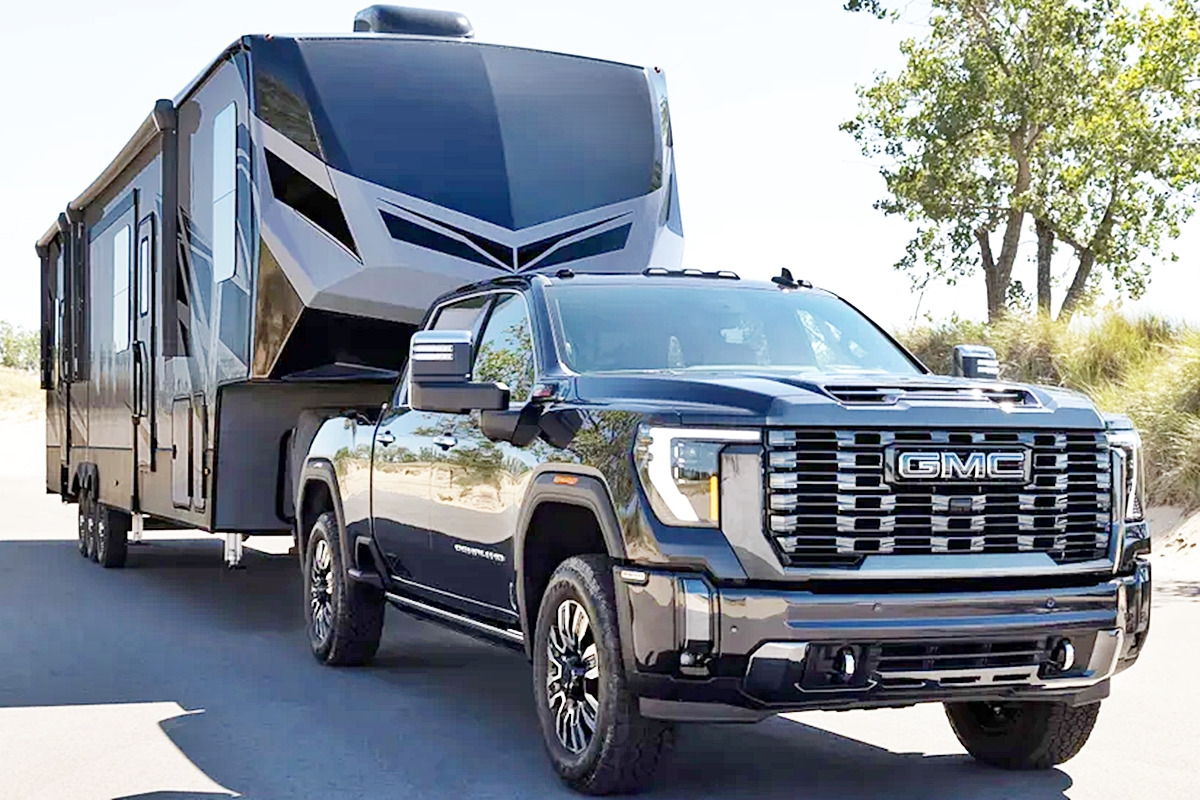 6_카라반 견인하는 GMC 시에라_CNET.jpg