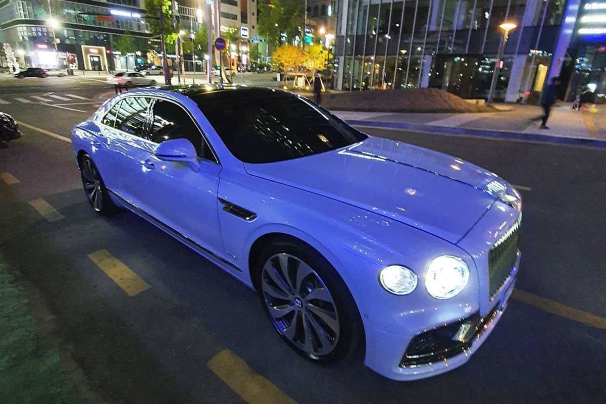 벤틀리를 타고 서울 질주.jpg