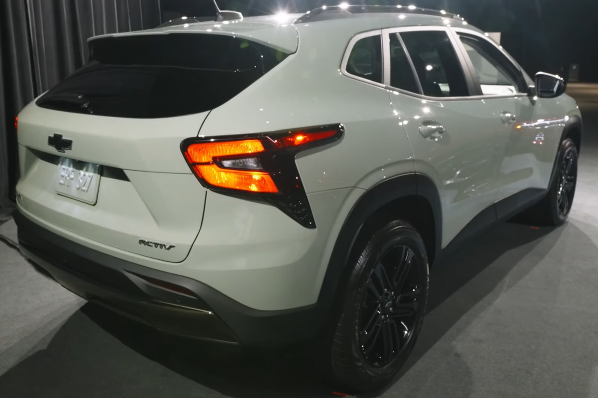 7_YouTube 'Speed Phenom'.jpg