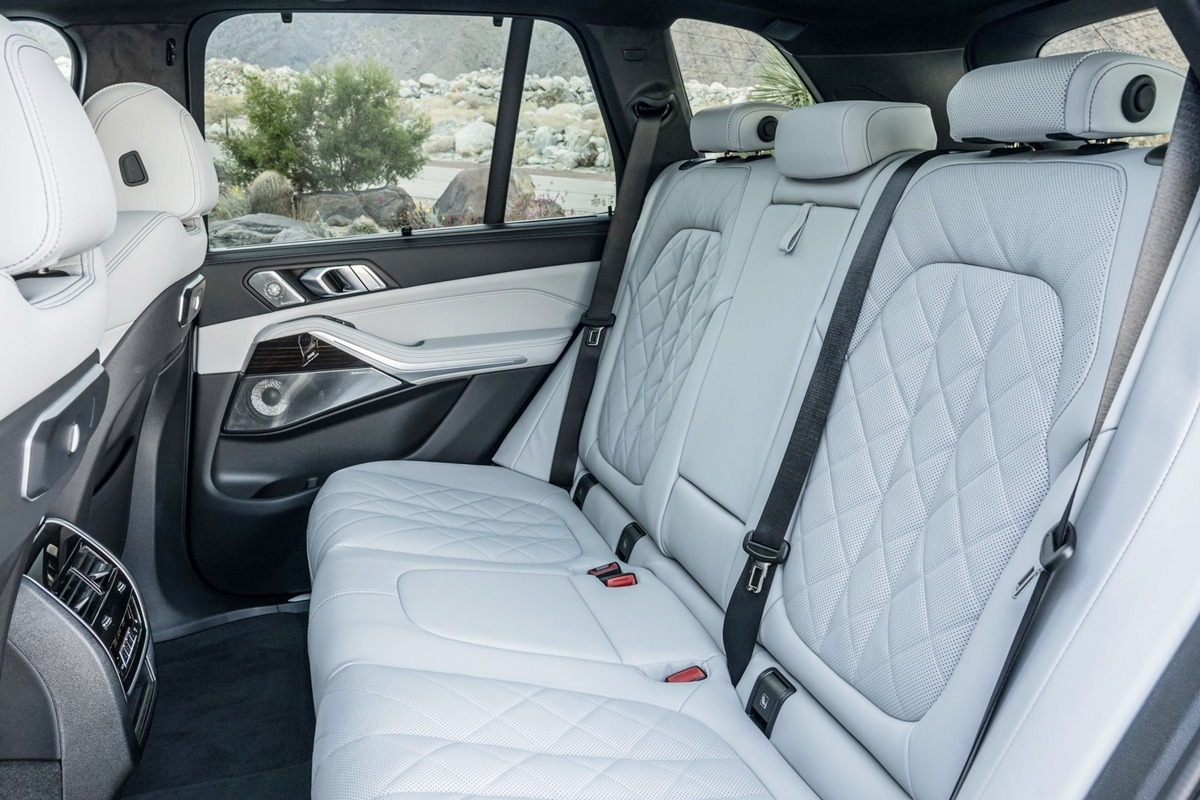 5_BMW X5 페이스리프트 2열_NetCarShow.jpg