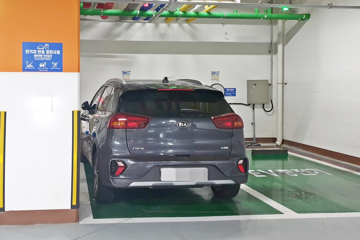 1_전기차 지하주차장_국립정신건강센터.jpg