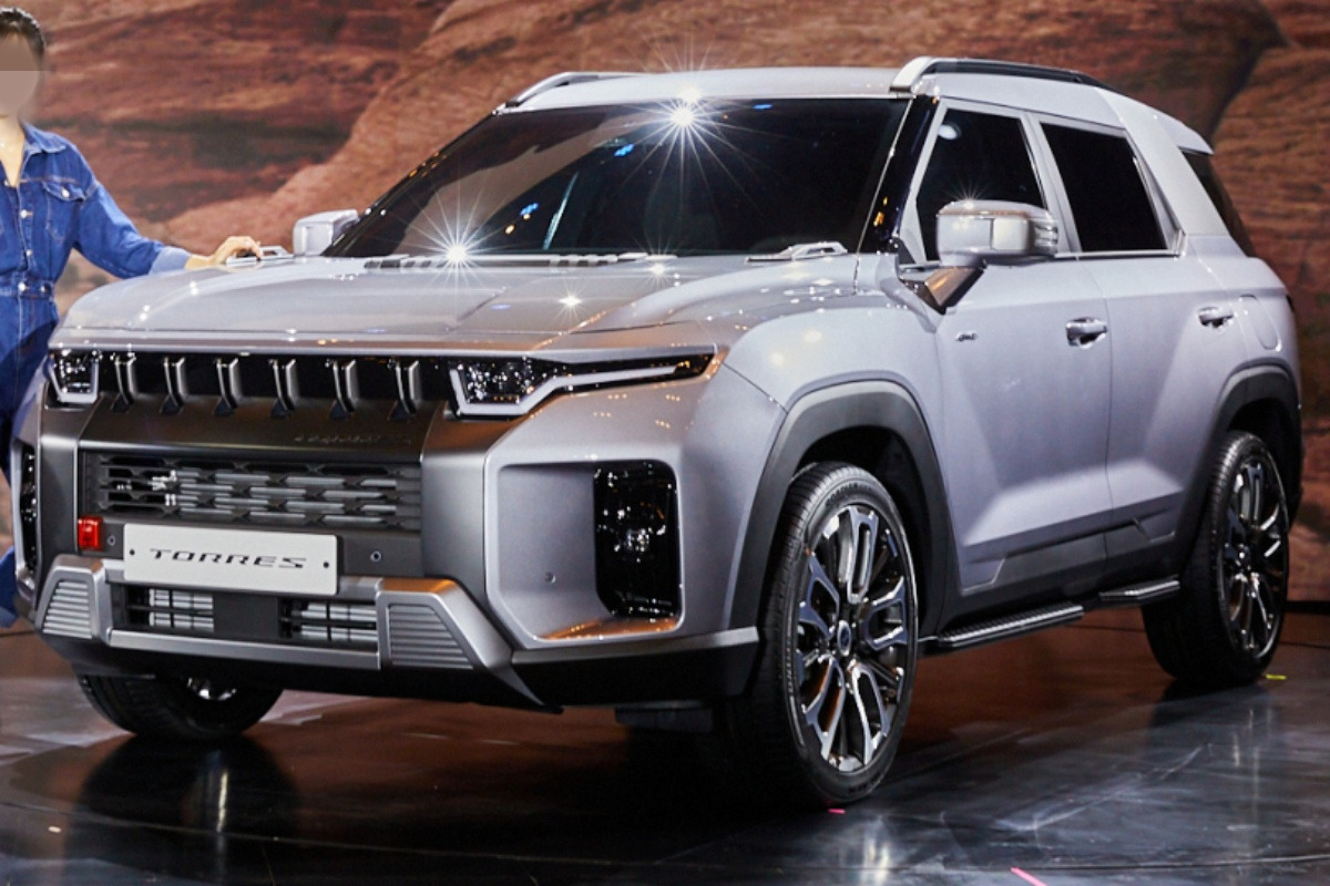 쌍용 토레스.jpg