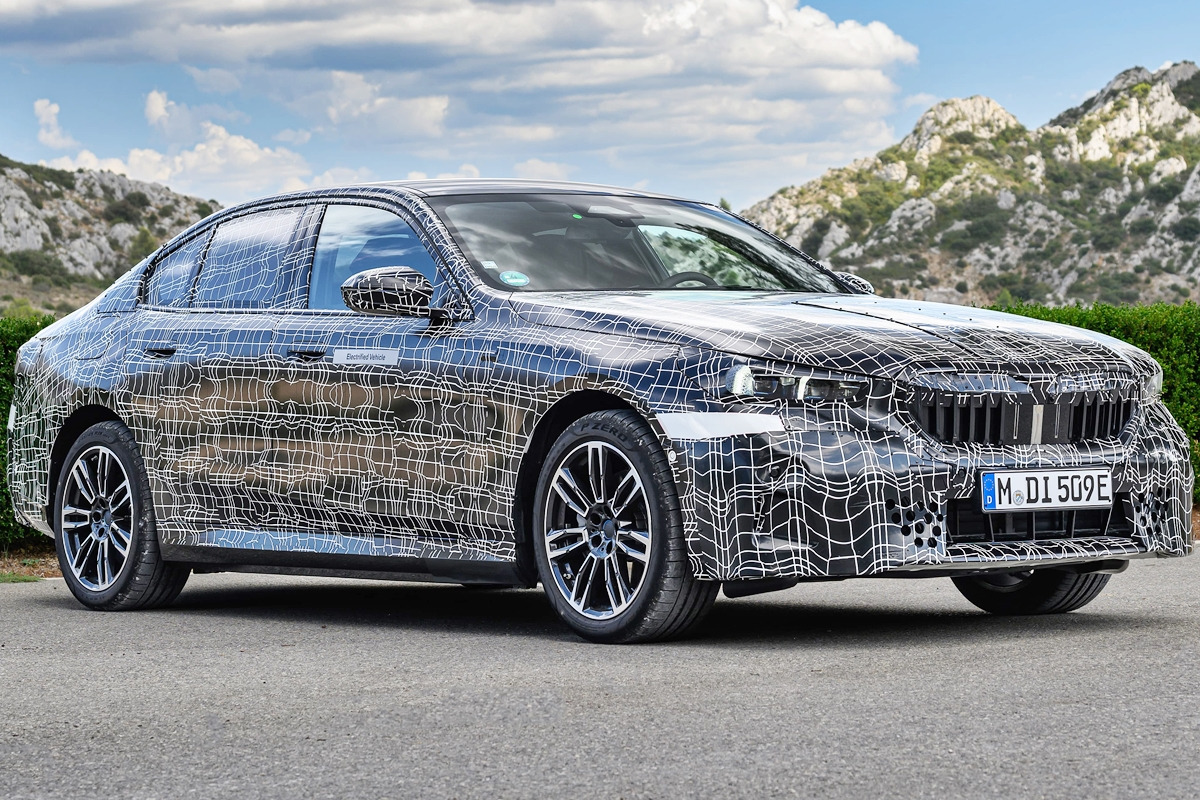 3_BMW i5 프로토타입.jpg