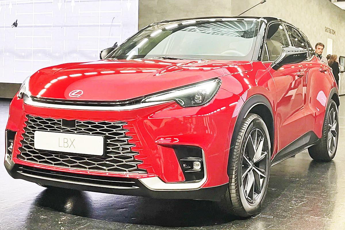 렉서스 LBX.jpg