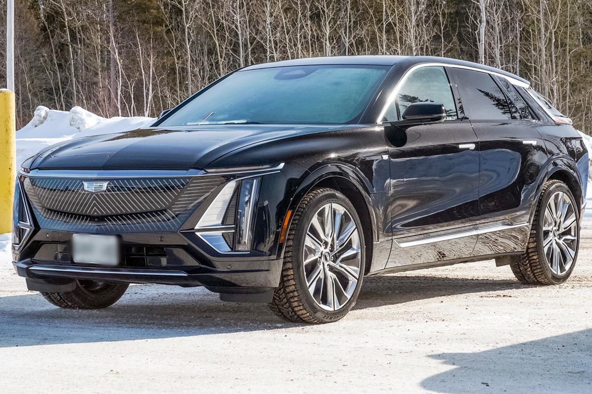 캐딜락 리릭.jpg