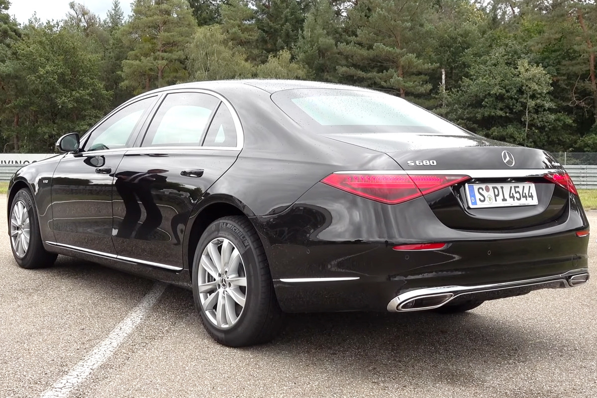 9_메르세데스-벤츠 S680 가드_유튜브 채널 'MercBenzKing'.jpg