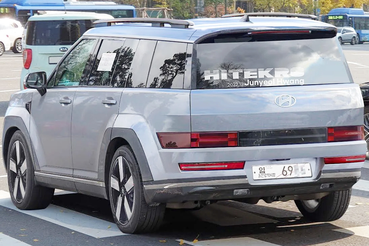 5_싼타페 풀체인지 예상도_인스타그램 '하이테크로'.jpg