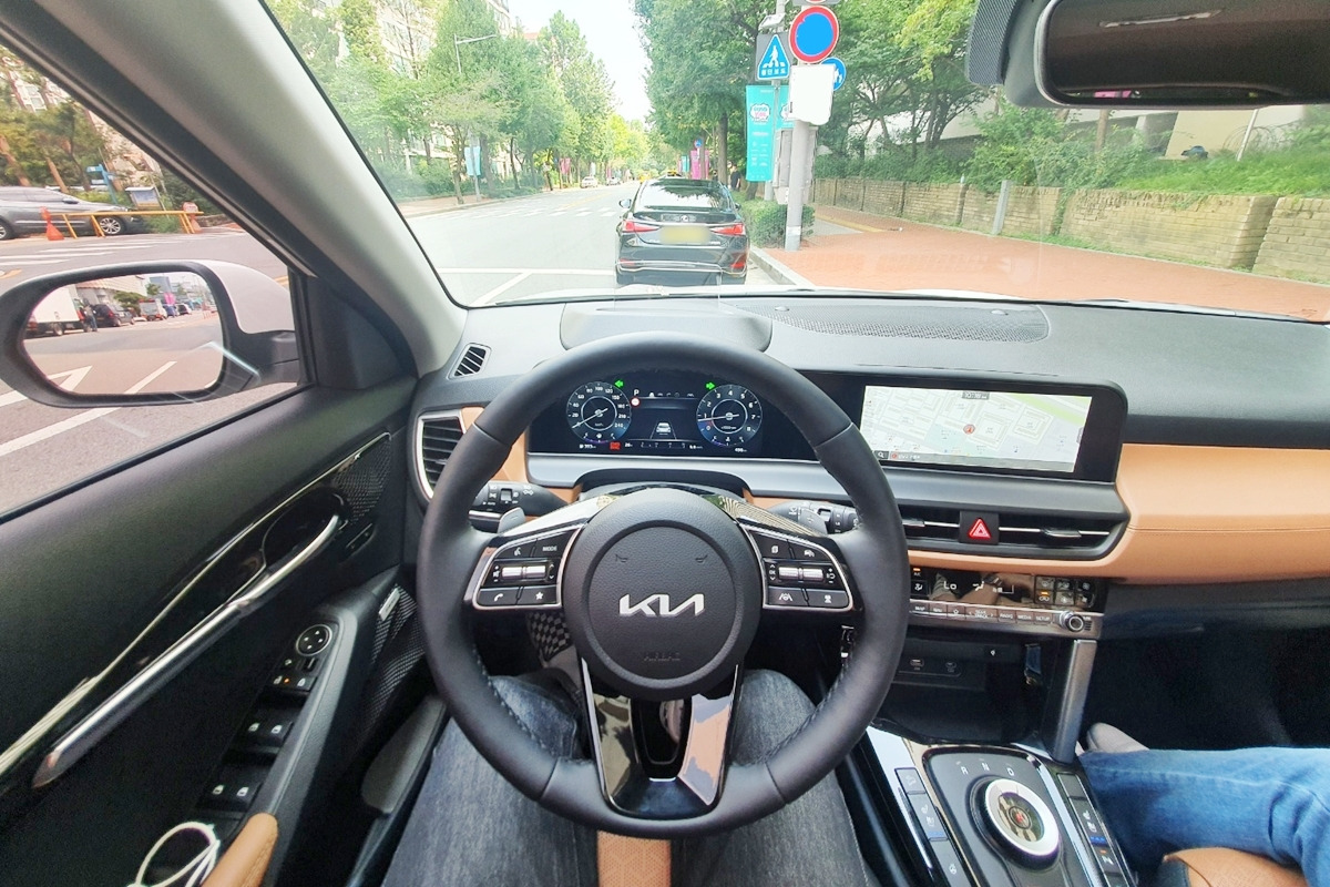 5_기아 셀토스 인테리어.jpg