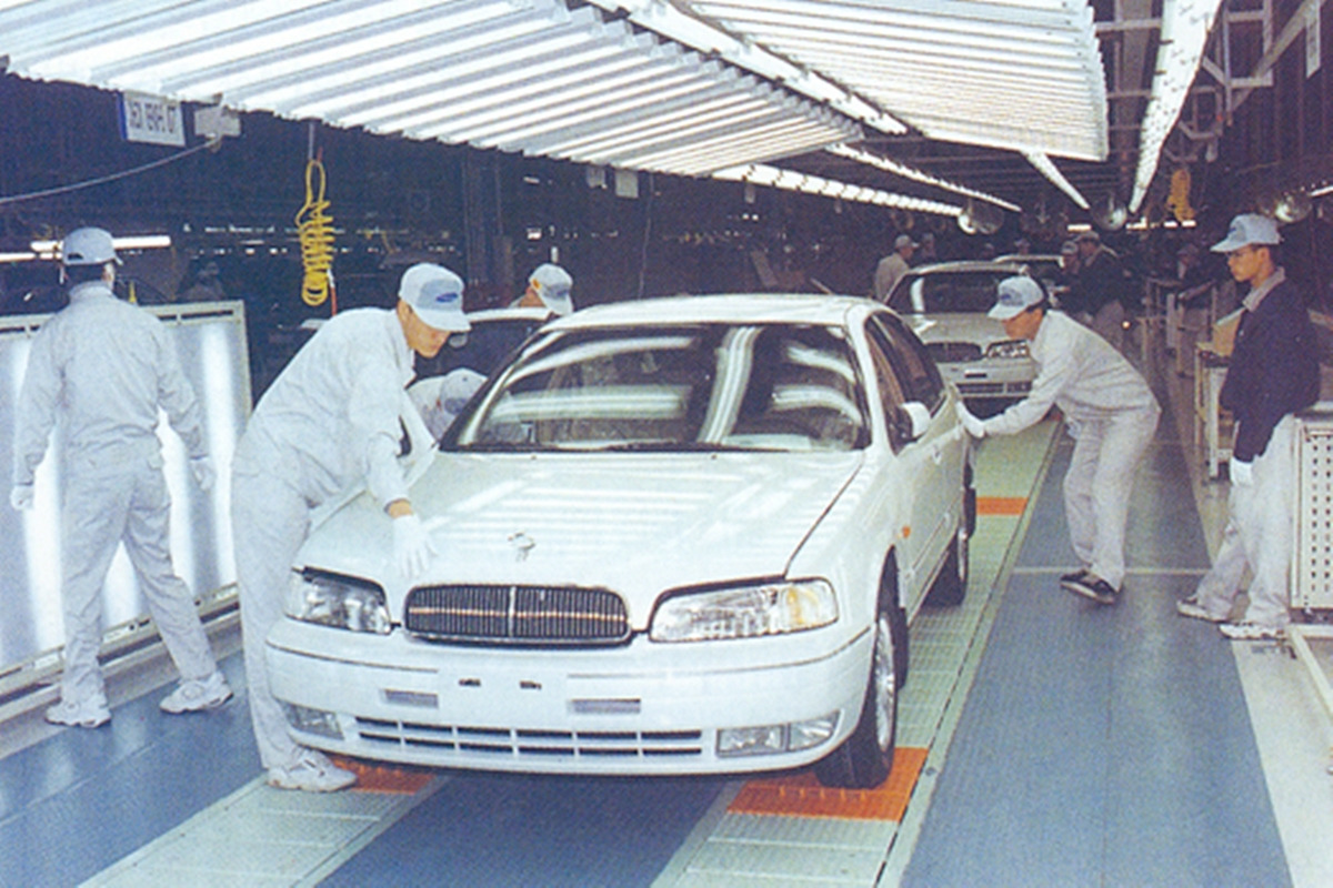 4_삼성 SM5 1세대 생산 라인.jpg