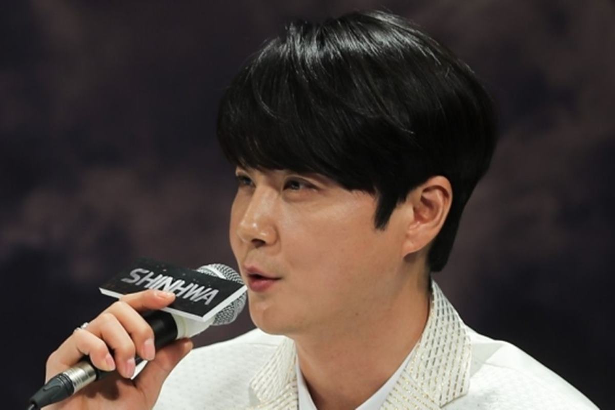 신화 신혜성.jpg