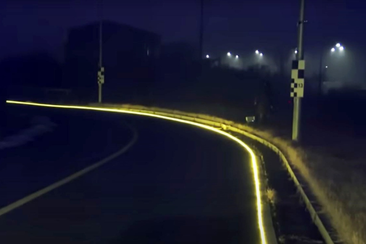 glowing-road0.jpg