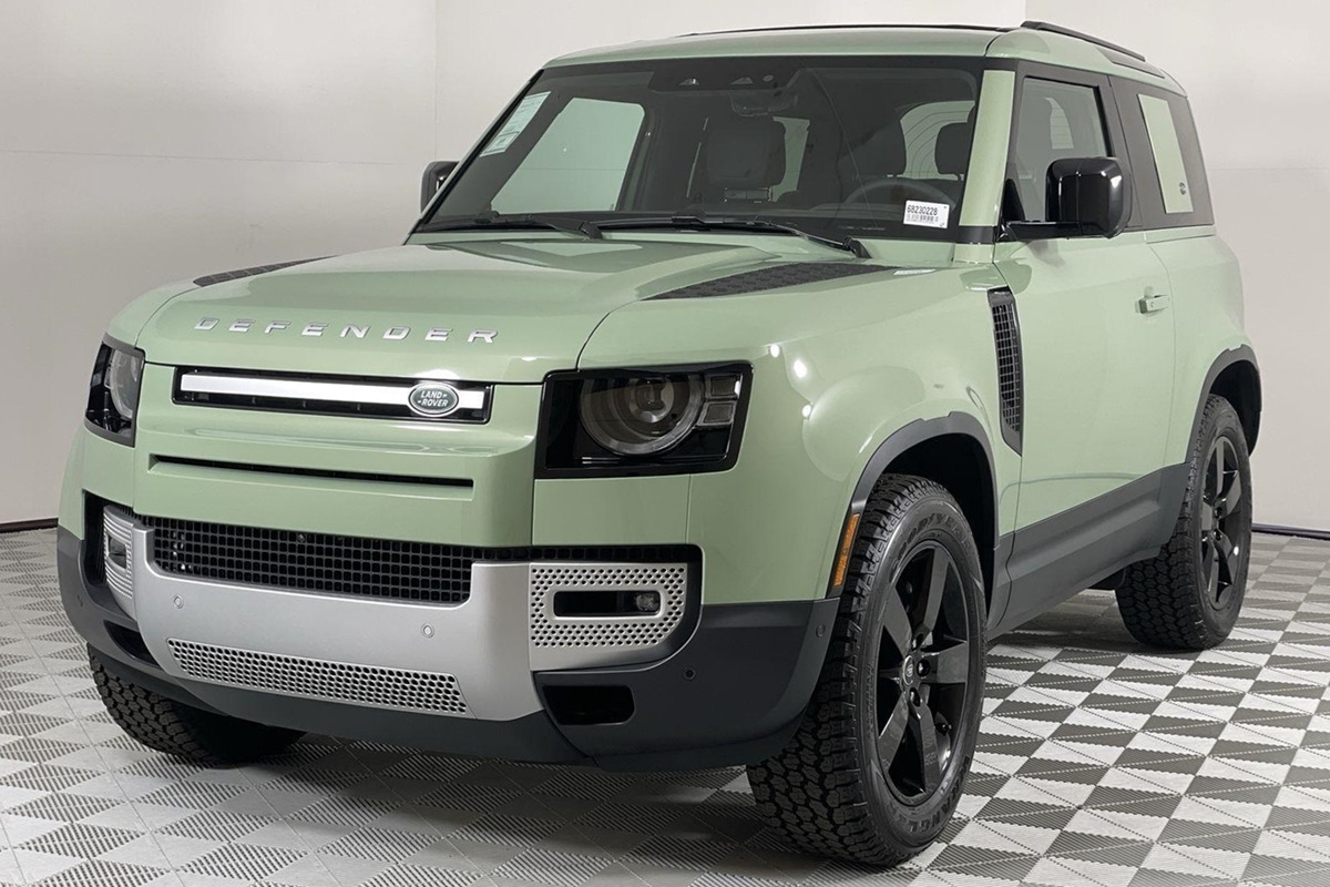 랜드로버 디펜더 90.jpg