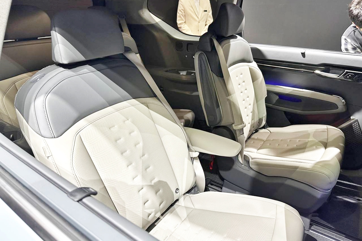 3_기아 EV9 2열 독립 시트.jpg