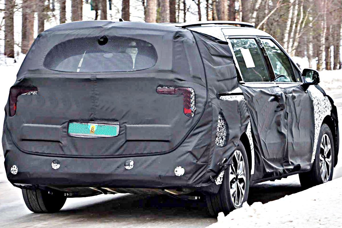 썸네일 Motor1 3.jpg