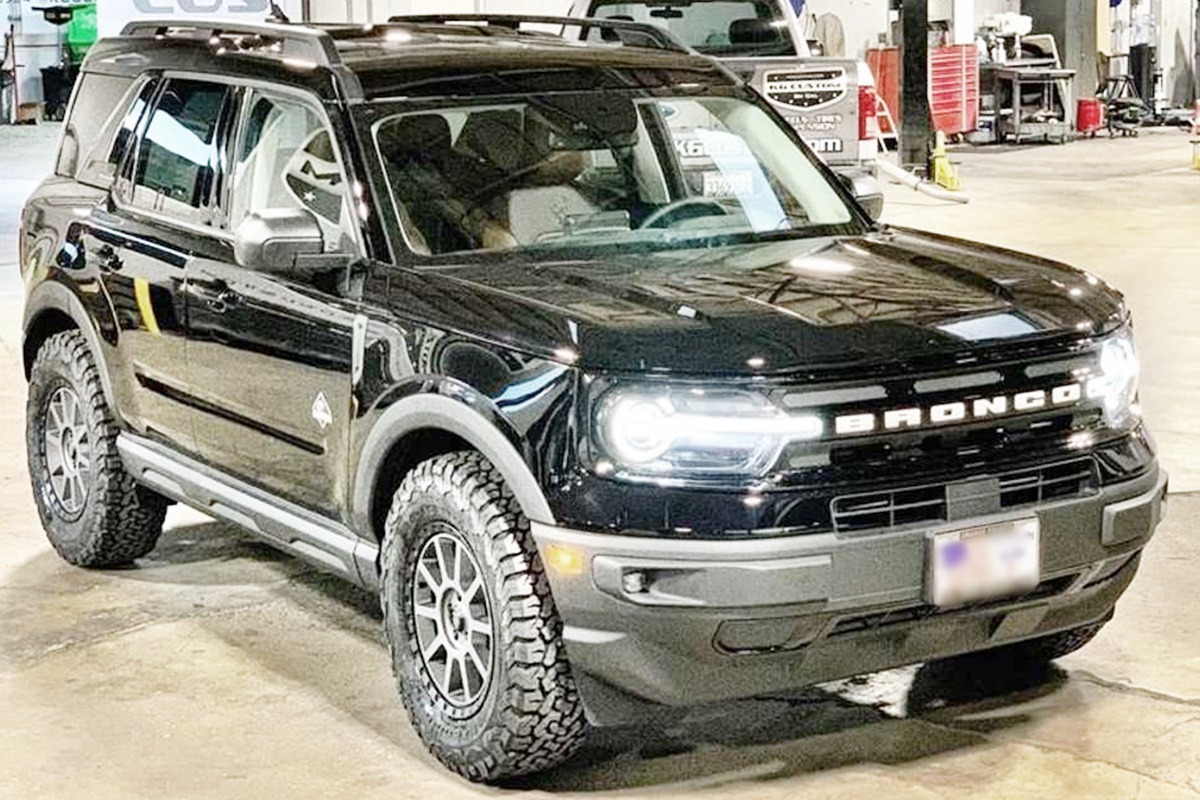 포드 브롱코 스포츠.jpg