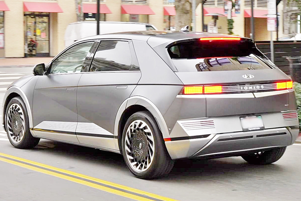 4_현대 아이오닉 5 미국 수출형_Top Electric SUV.jpg