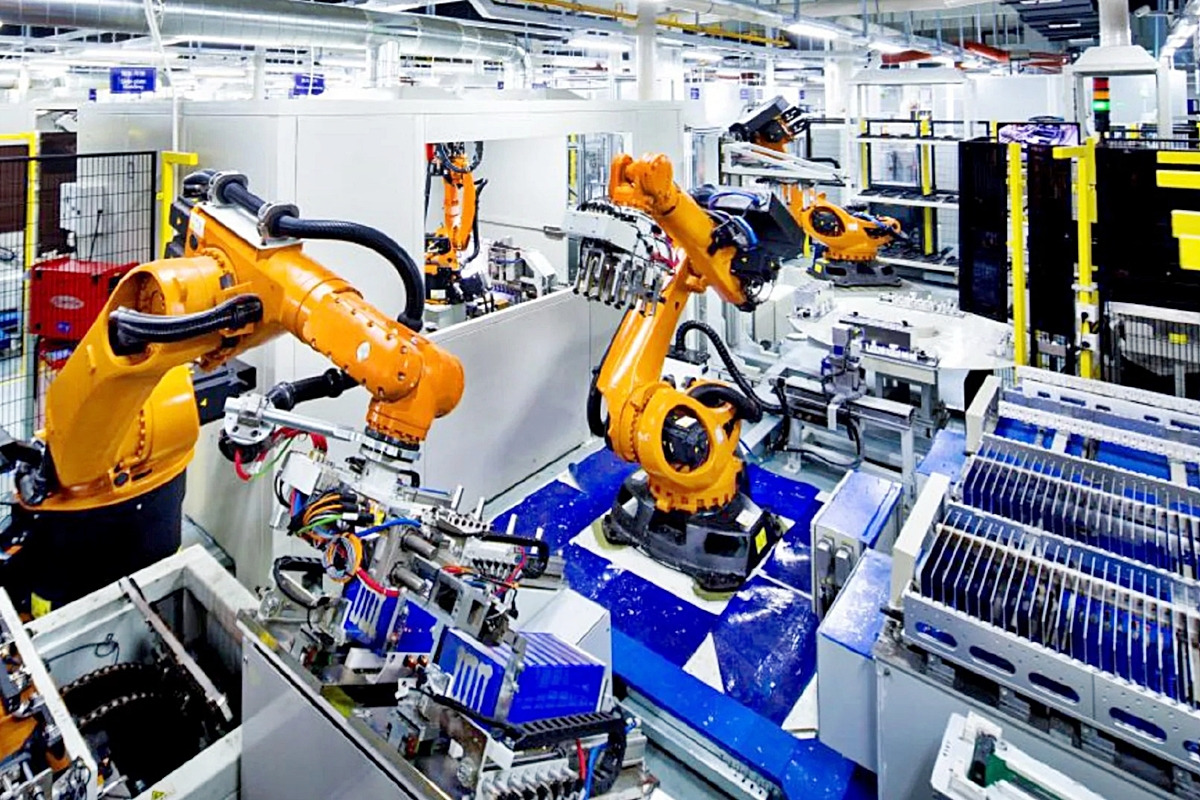 4_CATL 전기차 배터리 생산 라인_Electrive.jpg