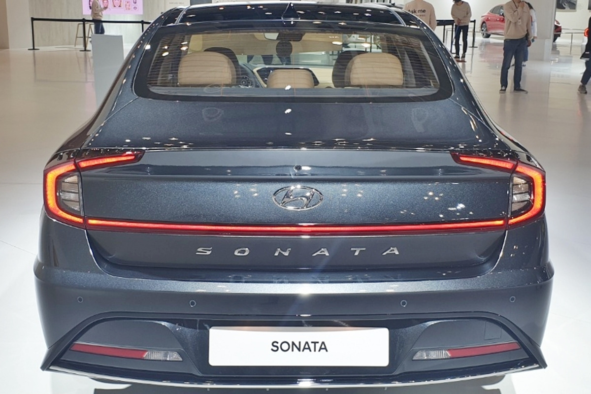 4_현대 쏘나타.jpg