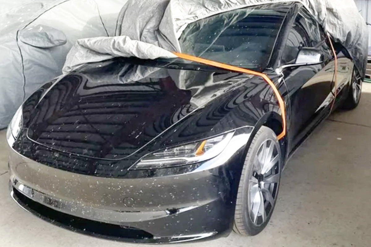 6_유출된 테슬라 모델 3 페이스리프트 프로토타입.jpg