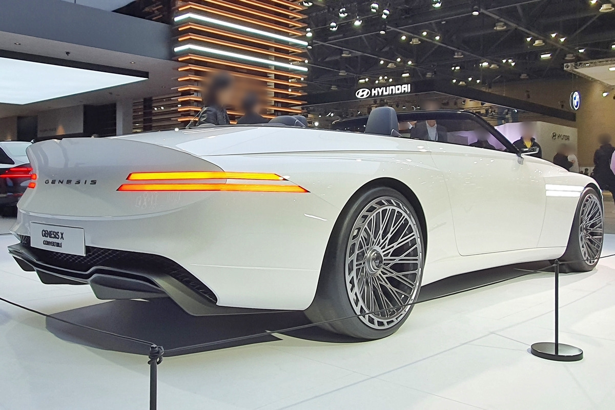 제네시스-컨버터블-6.jpg