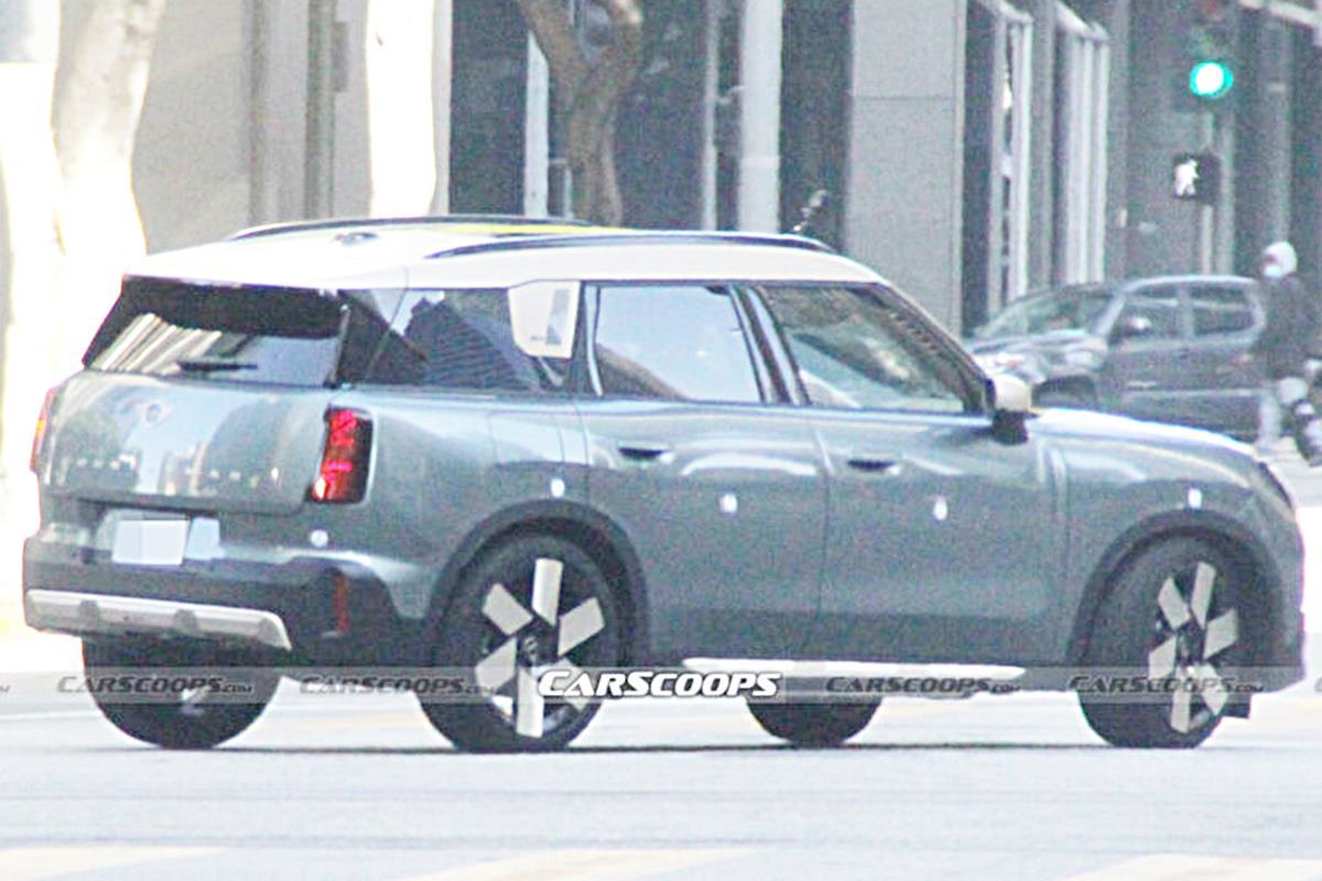 신형 미니 컨트리맨 2.jpg