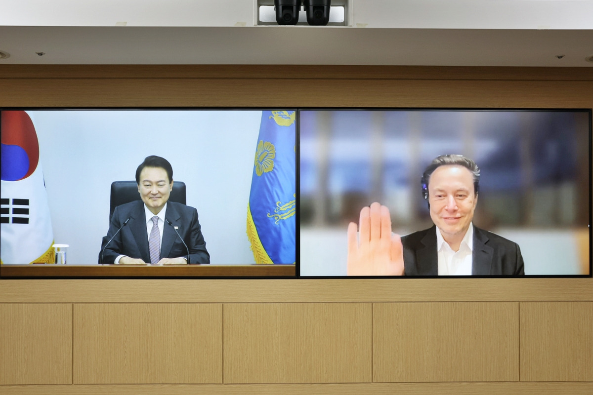 1_일론 머스크 화상 면담_헤럴드경제.jpg
