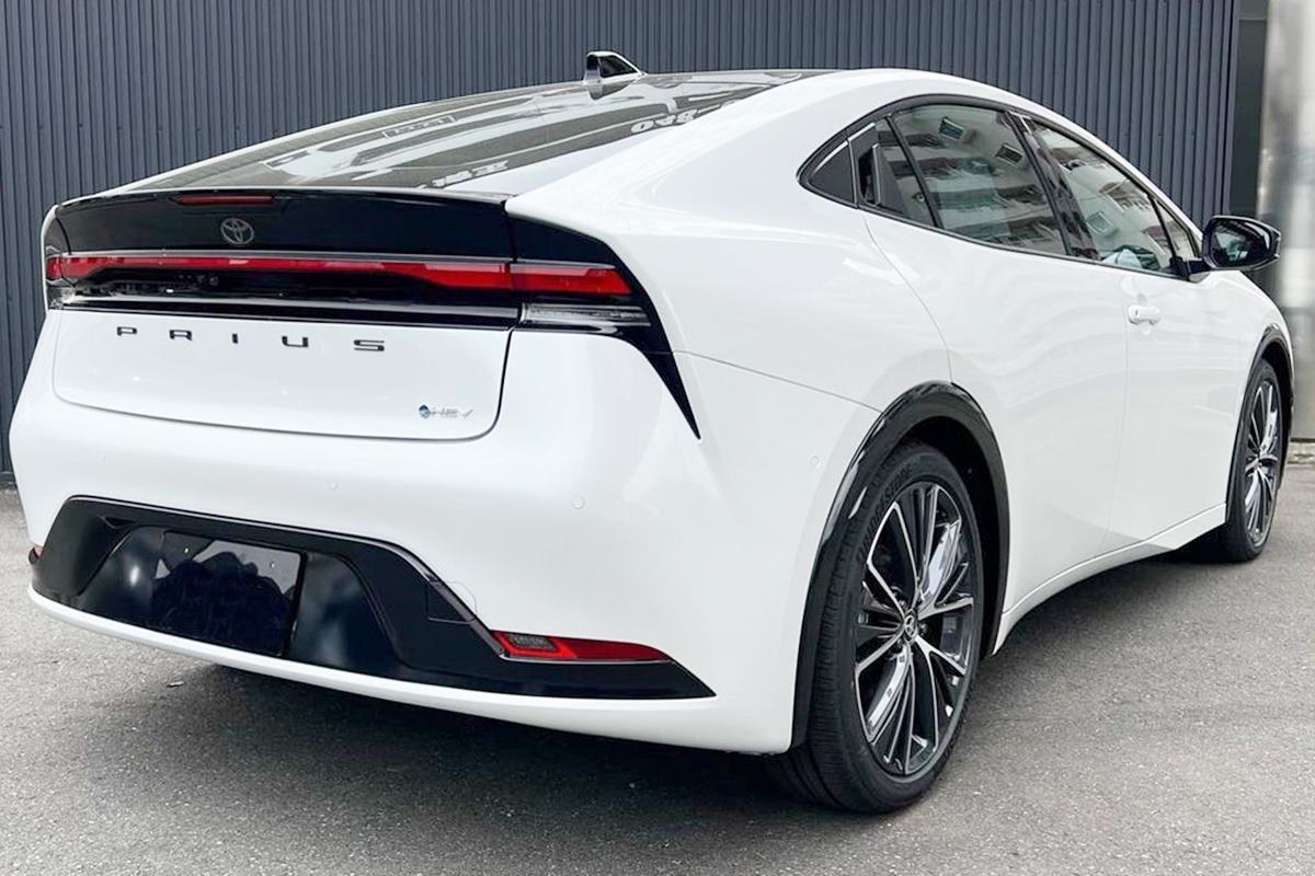 토요타 프리우스.jpg