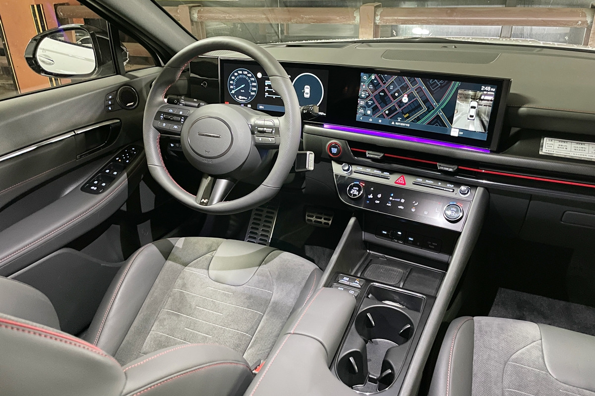 5_쏘나타 디 엣지 N 라인 2.5 터보 인테리어.jpg