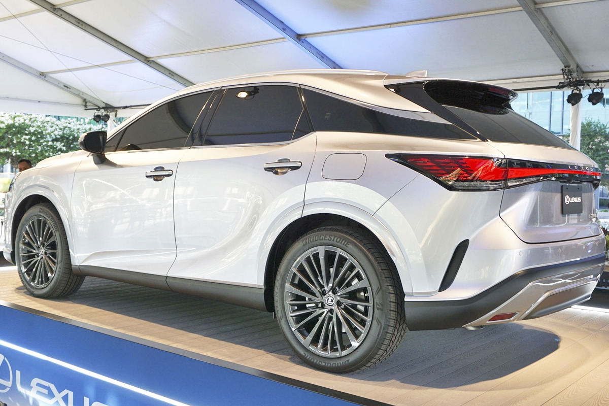 5_렉서스 RX_'Our Auto Expert'.jpg